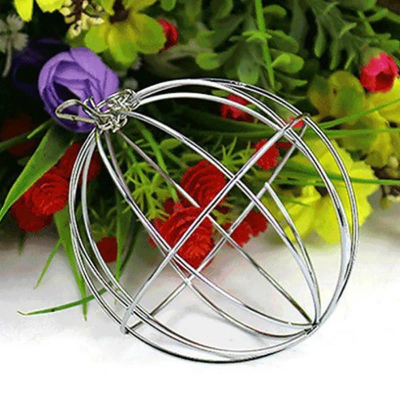 Stainless Steel Pet Rabbits Toys Round Sphere Feed Dispense Exercise Hanging Straw Ball For Guinea Hamster Rat Grass Rack Ball